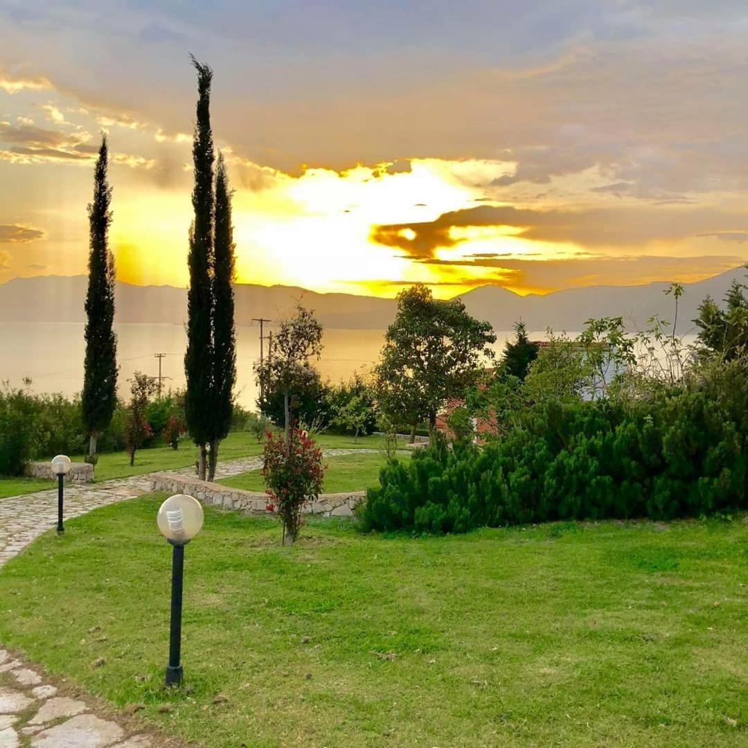 Thalassa Hotel & Spa Palairos Bagian luar foto